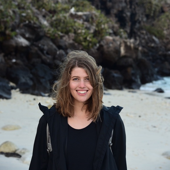 Meet Your Posher - Picture 6 of 6